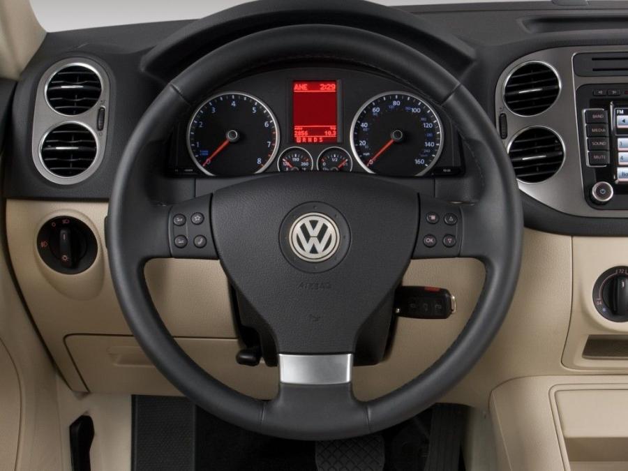  Volkswagen Tiguan 2009 года  (фото 4 из 26)